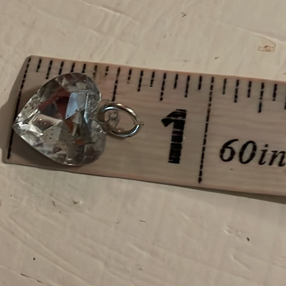 0.5” heart shaped clear crystal charm pendant with jump hoop - Picture 10 of 11